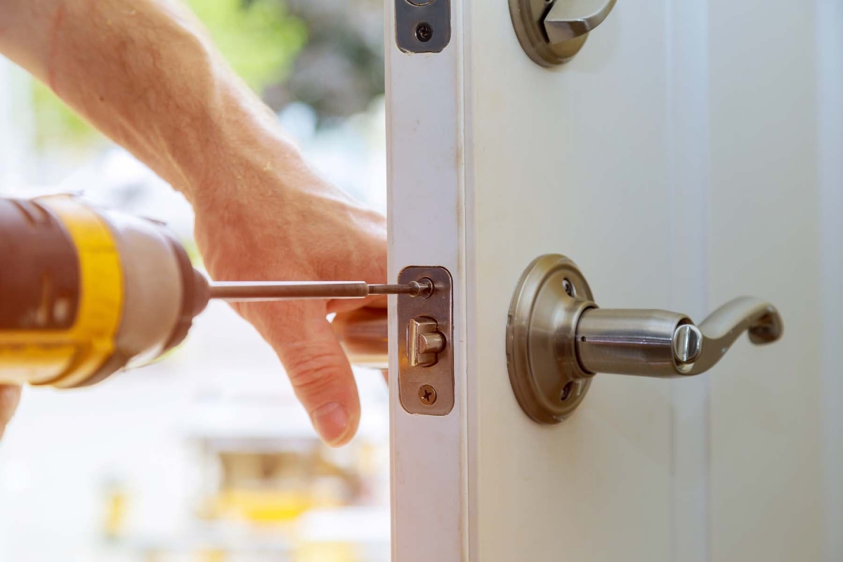 What To Do When You Need An Emergency Locksmith?