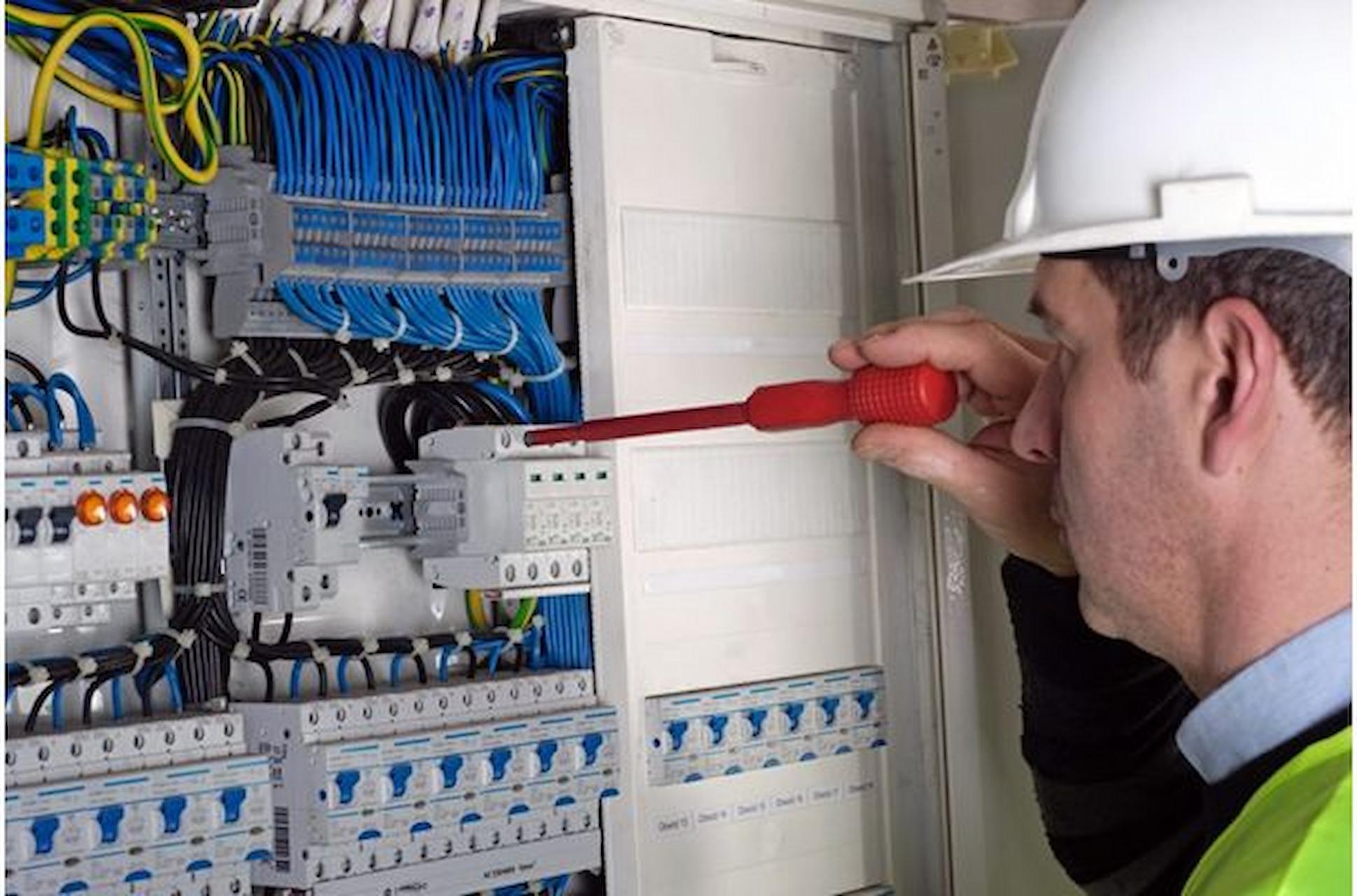 Electricity Tips For Safe Business Recommended By Professional Electricians